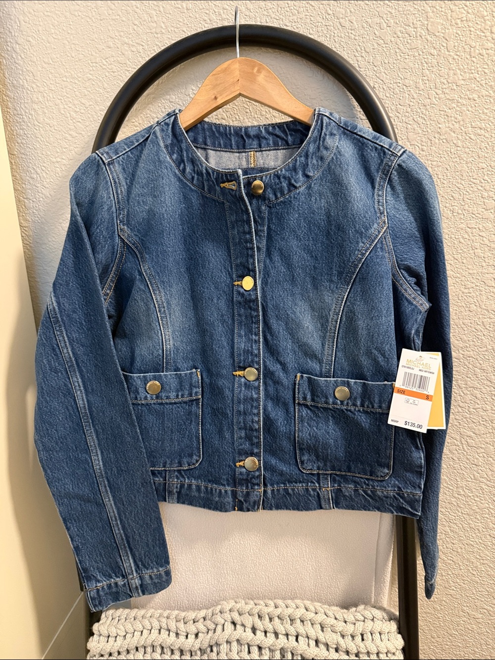 Michael Kors medium heritage wash collarless denim jacket